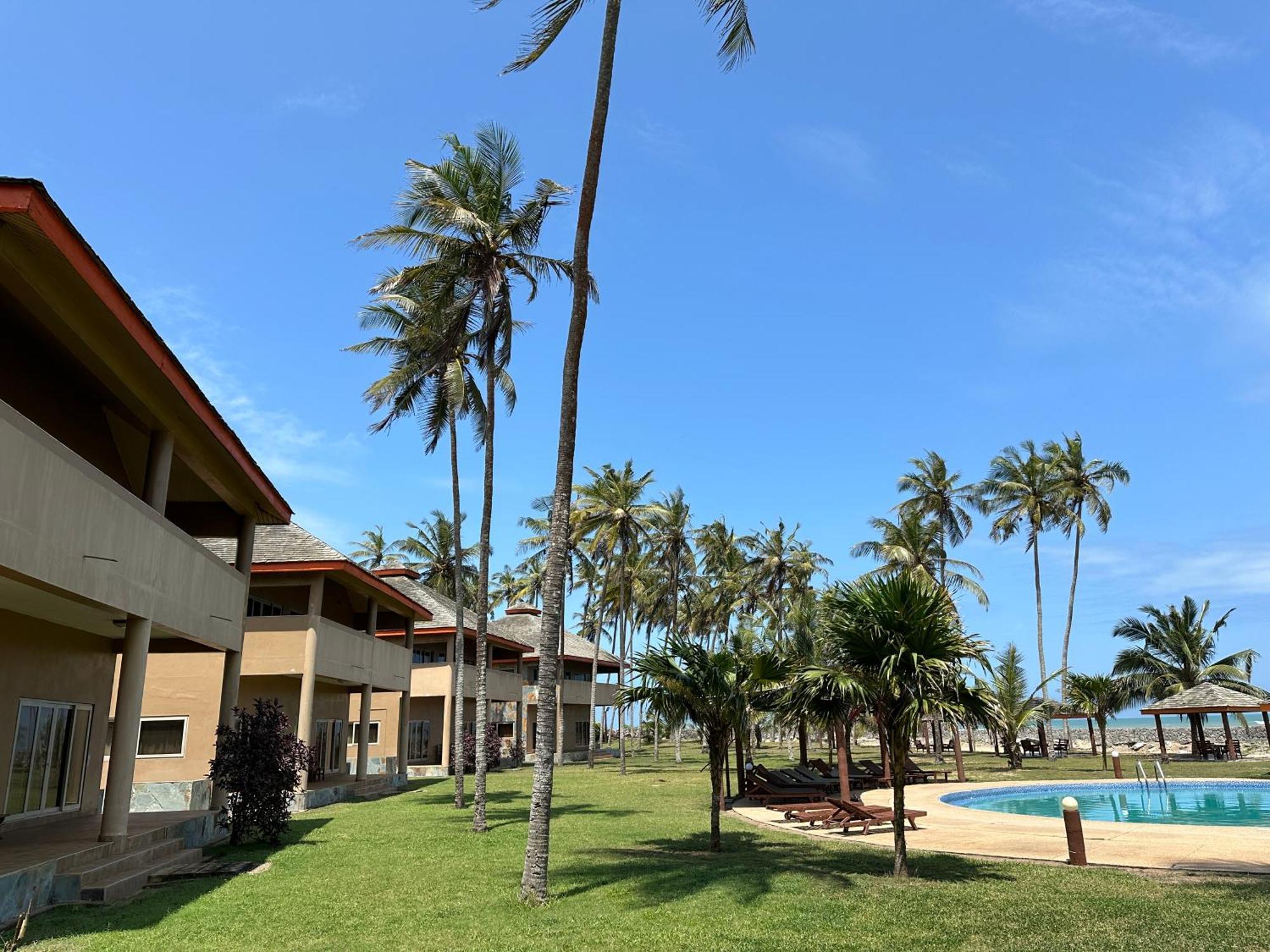 Elmina Bay Resort Buitenkant foto