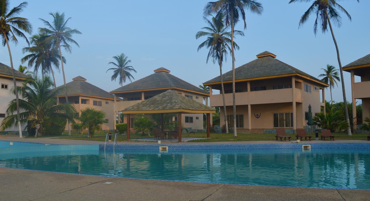 Elmina Bay Resort Buitenkant foto