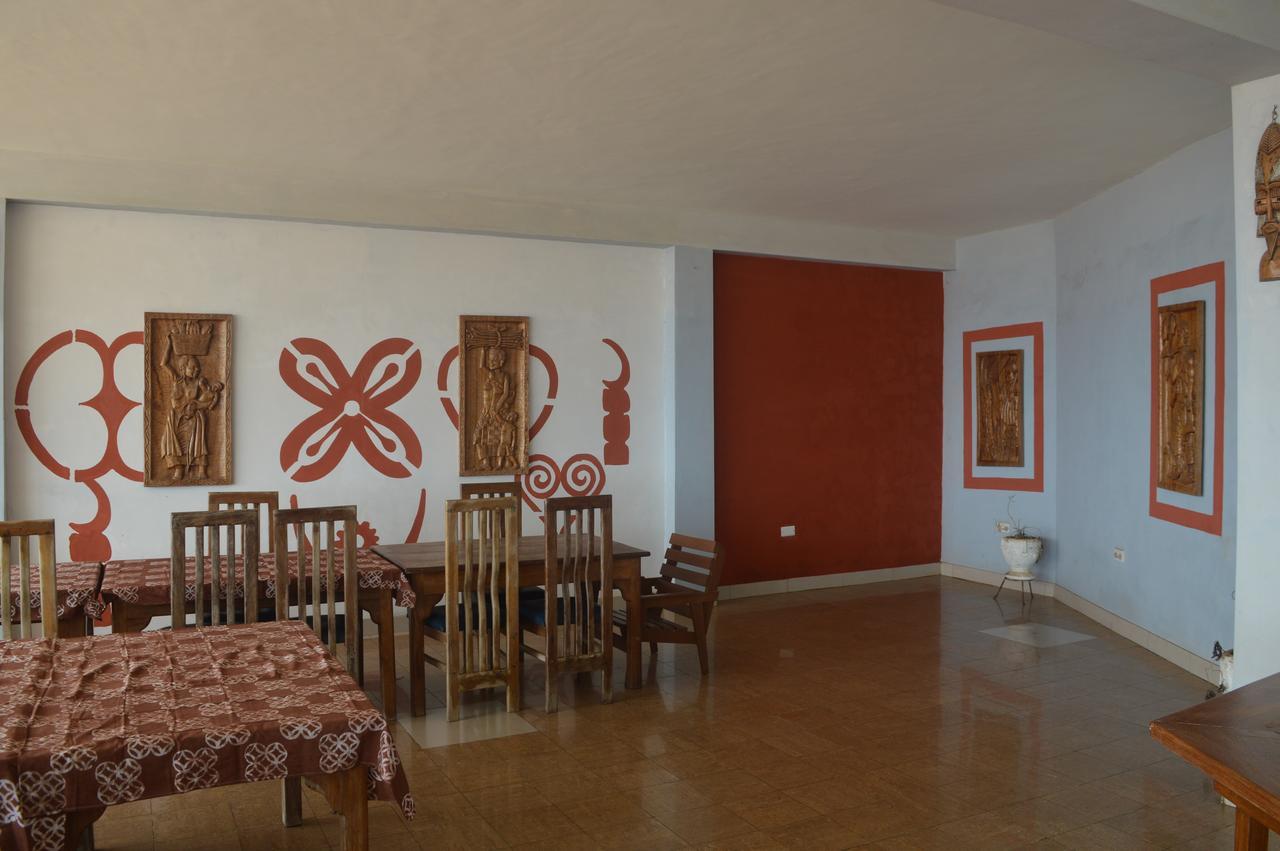 Elmina Bay Resort Buitenkant foto