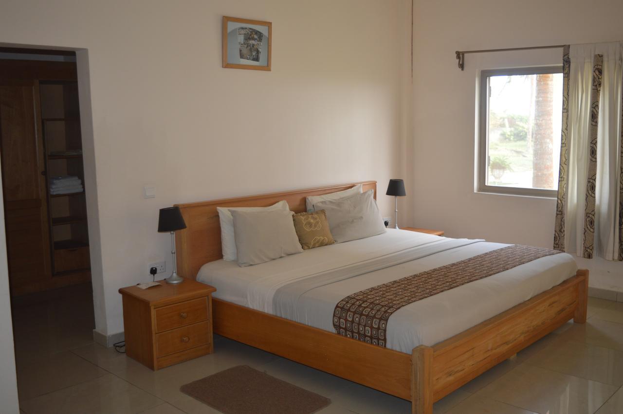 Elmina Bay Resort Buitenkant foto