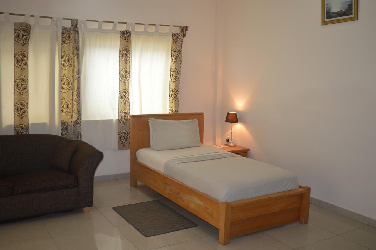 Elmina Bay Resort Buitenkant foto
