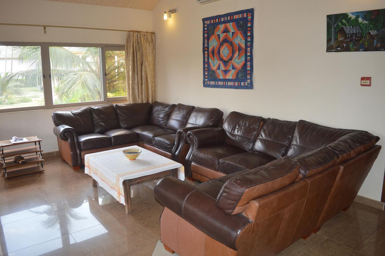 Elmina Bay Resort Buitenkant foto
